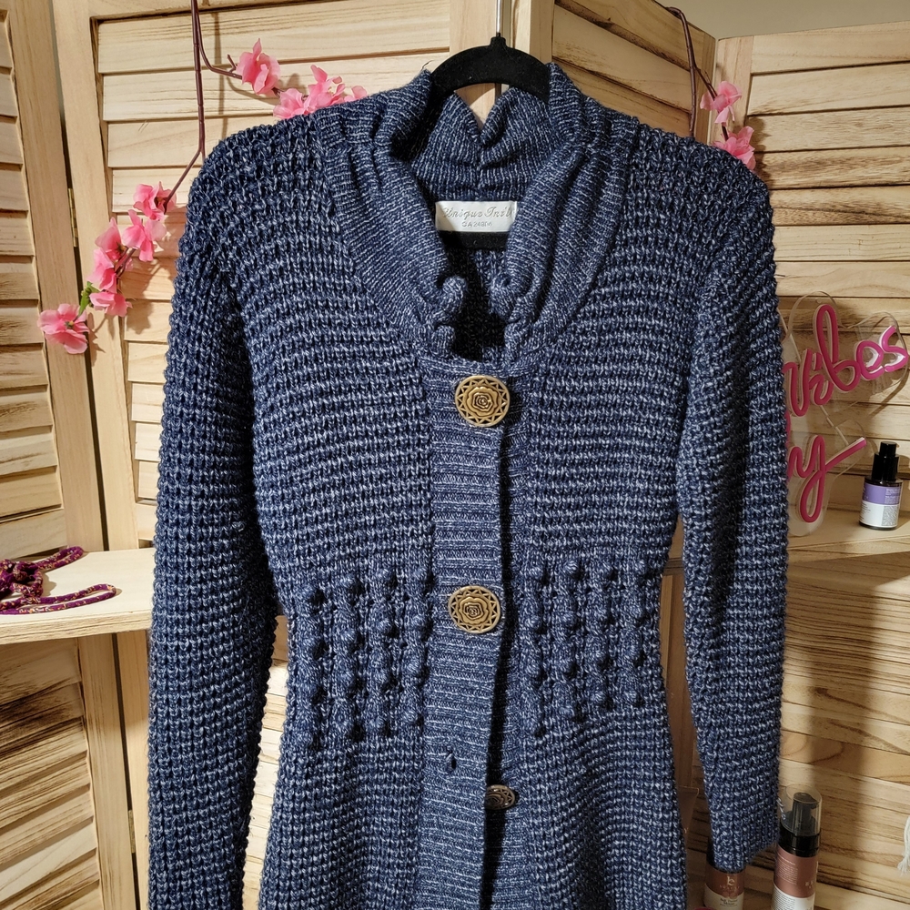 VINTAGE KNIT NAVY BLUE WOMEN'S SWEATER CADIGAN